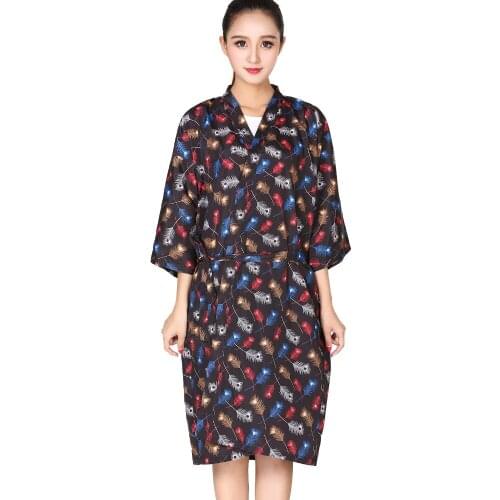 Salon Client Gown Robe Feather Printing Smock Kimono Hairdressing Cape Dress Beauty SPA Hotel Barber Guest Clothes Gown Wrap