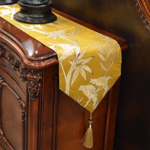 Fashion Amazing Chinese style gold leaf flowers table runner Lace Luxury Table flag