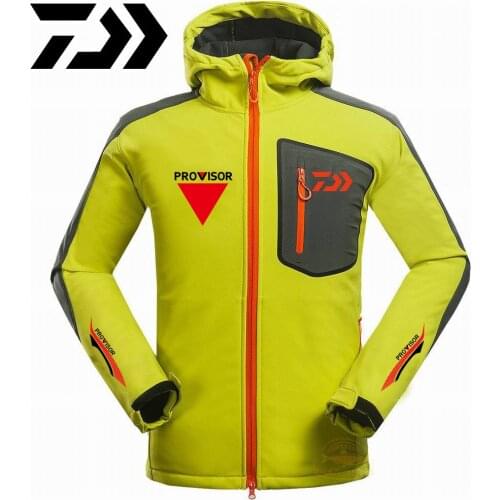 Daiwa Waterproof Soft-shell Jacket Winter Outdoor Fleece Keep Warm Waterproof Windproof Skiing Jacket Men Anti-sweat Jacket