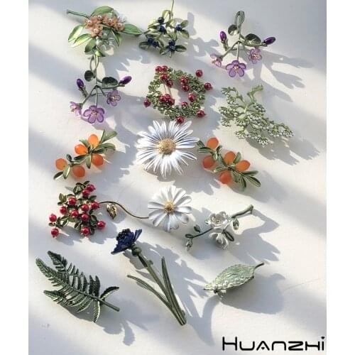 HZ Vintage Green Color Plant Pearls Pin Tree Lotus Leaf Cherry Pearl Flower bamboo Enamel Brooch for Women Coat Accessories Gift