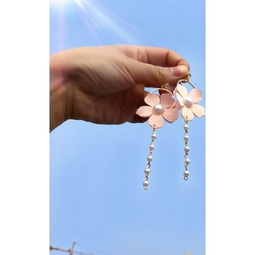 Hot Sale Earrings Korean Ladies Lovely Petal Beads Oorbellen Brincos Beads Fringed Long Earrings Circle Earrings For Women