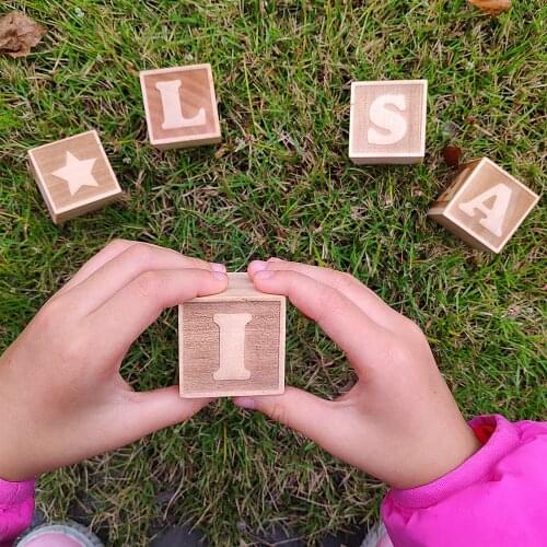 1pcs Personalized Wood Name Blocks Wooden Cube Toy Custom Letters Baby Toys Gift Custom Name Alphabet Numbers Educational Game