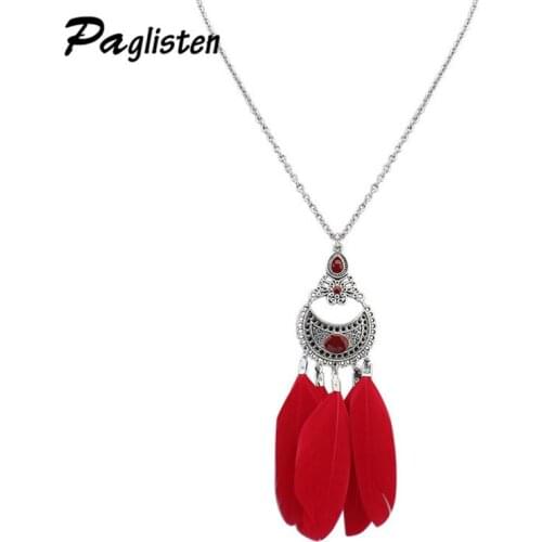 2017 Fashion Retro Sweater Chain Sculpted Flower Language Fake Crescent-shaped Tassel Feather Necklace and Pendant
