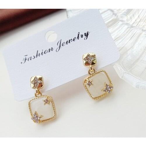 Sweet Girl Earrings Korean Fashion New Earrings Wild Simple Box Crystal Star Net Red Personality Earrings Womens Wholesale