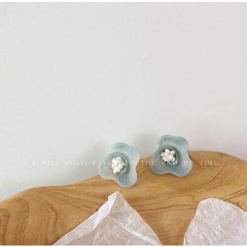 Oil Painting Retro Texture Flower Earrings Resin Pearl Stereo Earrings Super Fairy Gentle Literary Eemperament Joker Earrings