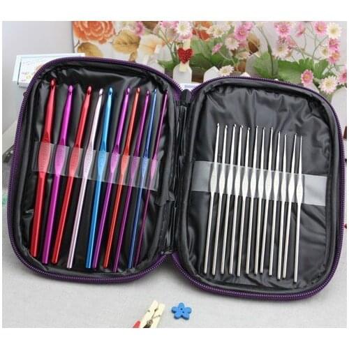 Hot Sale 1set(22pc) High quality Multicolor Metal Crochet Hooks Bearded Needles Set with Case DIY Tool