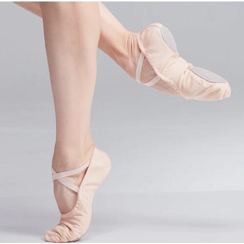 Daydance Women's Slip-ons