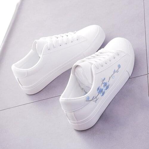 Fashion Shoes Womens Vulcanize Shoes Lace Up Tenis Feminino Zapatos De Mujer Platform Women Sneakers Casual White Shoes
