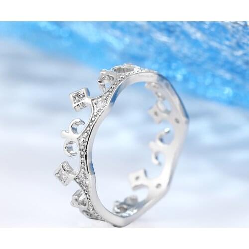 Ladies Ring Silver Plated Crown Cubic Zirconia Ring for Women Fashion Glamour Banquet Wedding Ring Give Girlfriend Gift Jewelry