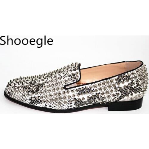 Snakeskin Style Spiked Loafers Casual Shoes Men Round Toe Fashion Rivets Wedding Shoes Male Slip On Dress Shoes For Man