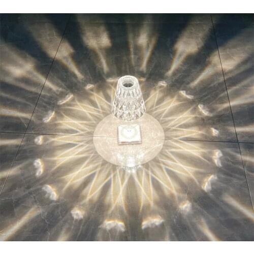 Diamond Acylic Table lamp Night light italy Princess Deck Lamp Modern Atmosphere touch Table Lamp Home Bedroom Bar Cafe
