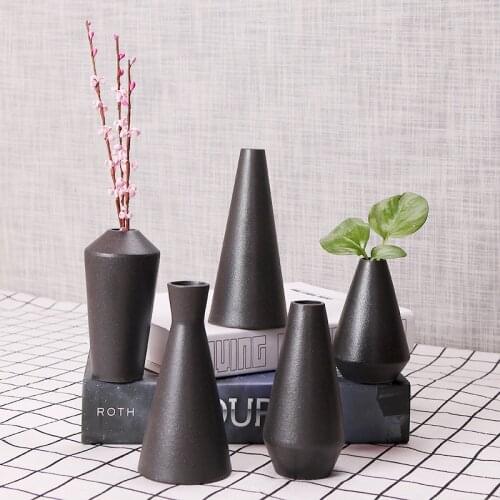 Vintage Ceramic Vases Simple Black Pottery Living Room Home Deco Ornaments Japanese Retro Black Dried Flower Vase