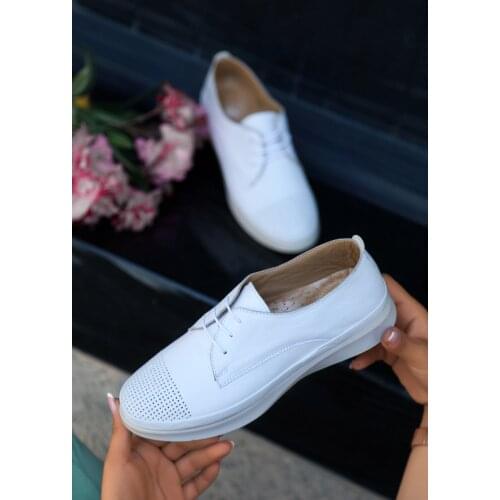 Erbilden Women's Moccasins