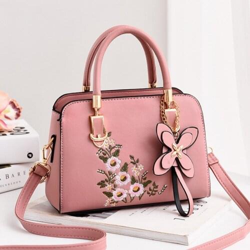 Small fresh embroidery small square bag 2021 new fashion female handbag shoulder bag diagonal women bag Luxury female bag
