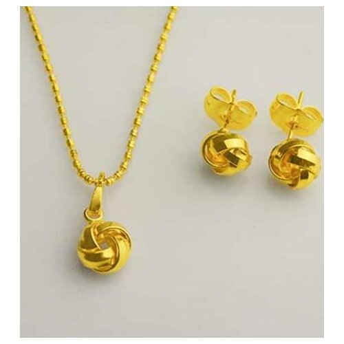 Pretty Pop Female Clavicle Earring Necklace Set