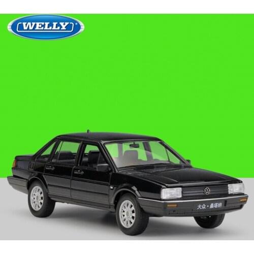 Welly 1:24 Diecast Santana White Black Sport Cars High Simulation Vehicle Alloy Metal Model Car