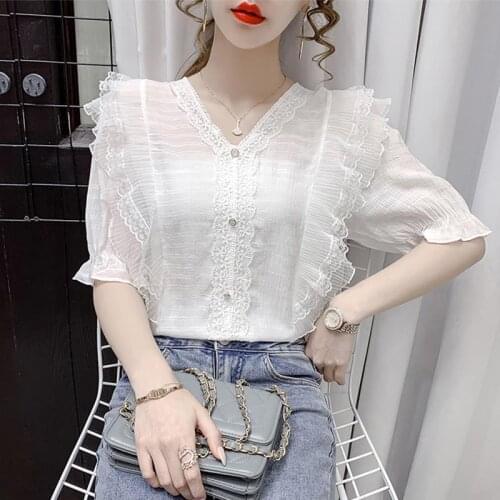 Puff sleeve chiffon shirt 2021 new summer fashion sweet lace ruffled V-neck short-sleeved top women trendy