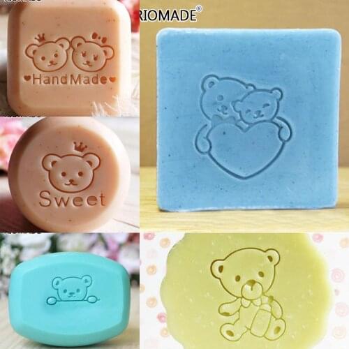 Cartoon Bear Handmade Soap Stamp Love Bear Pattern Transparent Natural Organic Glass Soap Seal With Handle Acrylic Chapter DIY