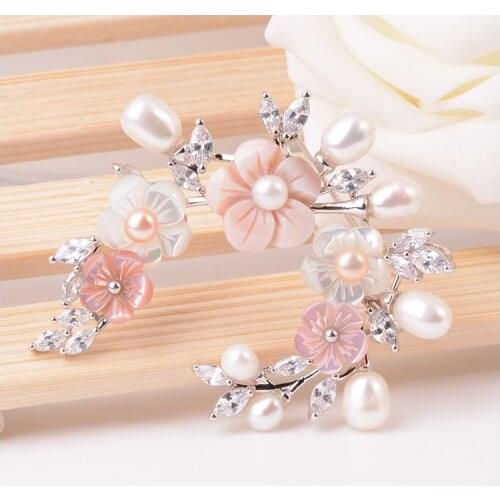 Elegant Classical Natural Shell Flower Brooches for Women Silver Color Flower Brooch Pin with Pearl Wedding Accessory Jewelry