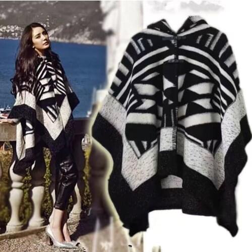 Leo anvi Women's Knitted Scarves
