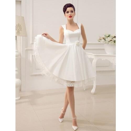 Short Wedding Dresses Satin 1950s Vintage Bridal Dress Queen Anne Neck Open Back Lace Trim Flower Sash Wedding Reception Dress