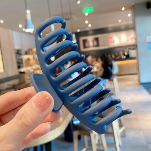 1PC Blue Acrylic Hair Claws Chic Barrettes Hairclips Hairpins Ladies Hairgrip Headwear Girls Ornaments Crab Hair Accessories