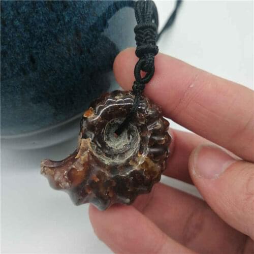 Natural stone fossil pendant pendulum Spot color screw Jurassic snail pendants Green twine chakra pendule suspension