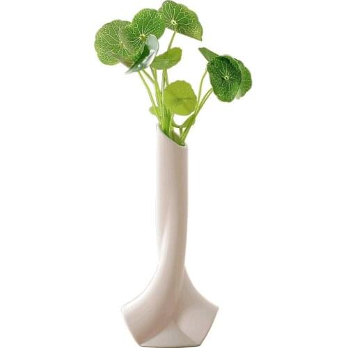 Simple Vase Home Decoration Flower Arrangement Ceramic Small Vase Decorations Spiral Decoration White High Temperature Ceramic