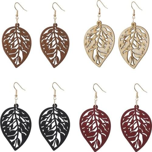 Carved Leaf Hollowed Earrings for Women Geometric Cute Girl Earrings Female Jewelry Fashion Drop Simple Accessories Wholesale