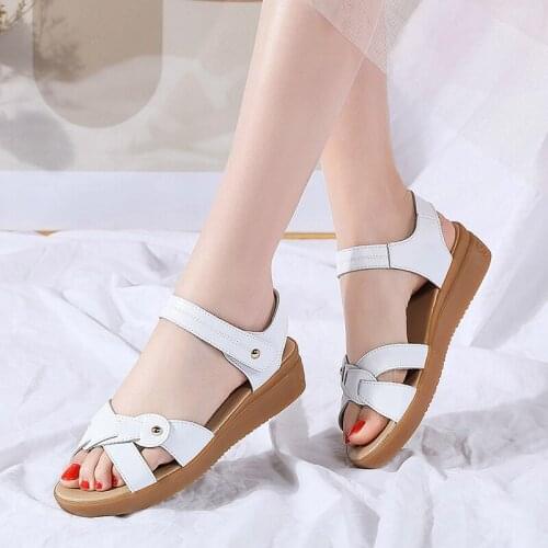 Split leather Rivet Summer Women sandals Flats Beach sandals Woman Flats sandals ladies sandals Shoes Woman Sandalias De Mujer