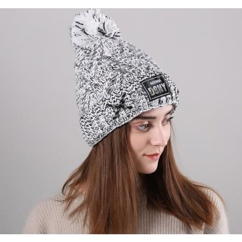 New winter curling plus velvet label Agenda DgNY mens and womens knitted warm outdoor hat with rope