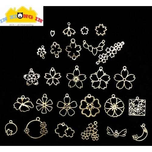 5pcs Kawaii Charms Resin Flower Jewelry DIY Open Bezels Pendant Mini Cherry Blossom Frames Craft UV Resin Decors Stuff