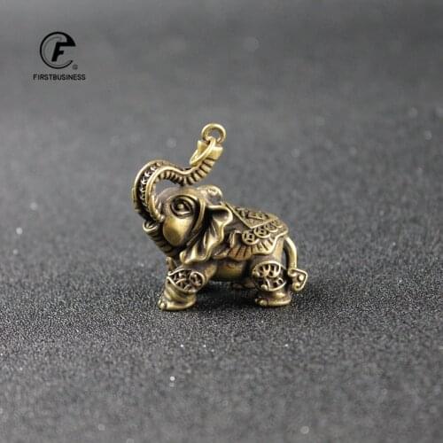Copper Auspicious Elephant Statue Small Ornaments Retro Brass Feng Shui Animal Home Decor Office Desk Decorations Keyring Charms
