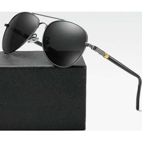 Classic Sunglasses Polarized Men Driving Glasses Black Sun Glasses Brand Designer Male Retro Sunglasses For Men/Women