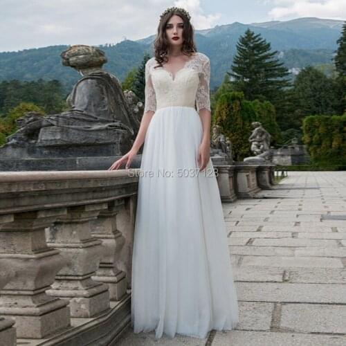 Half Sleeves A Line Wedding Dresses V Neck Lace Appliques Bridal Gown Floor Length Buttons Back Ivory Tulle Bohemian Bride Dress