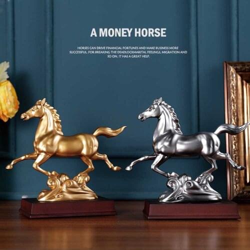 Resin Furnishings Horse Mould Ornaments Desktop Dressing Table Living Room Entrance Wine TV Cabinet Decoration Elder Friend Gift