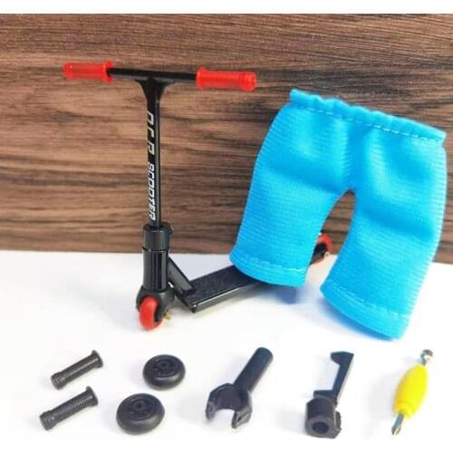Mini Alloy Finger Scooter Model Set Interactive Finger Toy Novelty Sensory Activity Finger Scooter Skateboard Kit