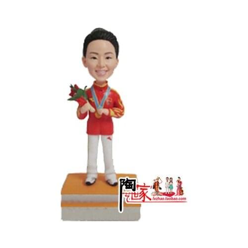 2019 Rushed > 3 years old Anime Minions Brinquedos free Shipping Wedding Statue Birthday Custom Polymer Clay Gift Special Gjft