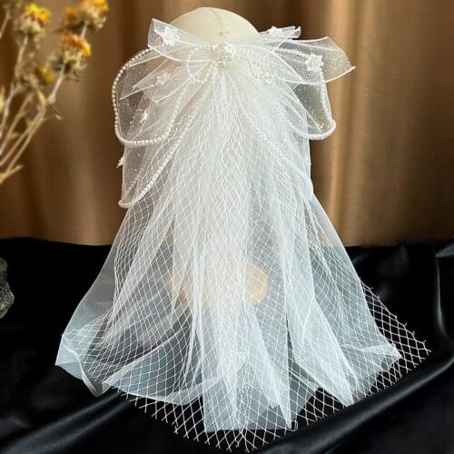 New Arrive Cut Edge Comb White Bow-Knot Bridal Veils Handmade Lace Beaded Pearls Wedding Veils для волос аксессуары 2021