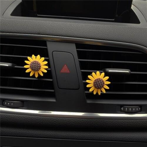 2021 new sunflower car perfume decoration sunflower flower car vent vent perfume clip