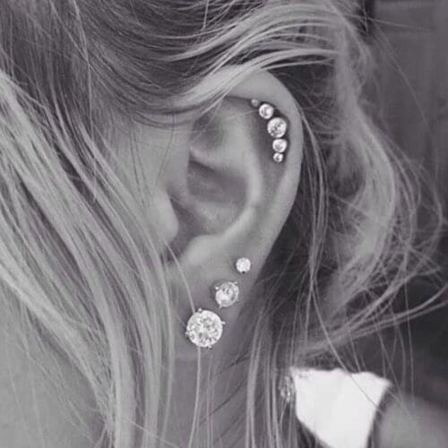 1PCS Stainless Steel Crytal Cartilage Piercing Stud Helix Jewelry Flower Tragus Piercing Stud Earring Heart Helix Piercing Ring