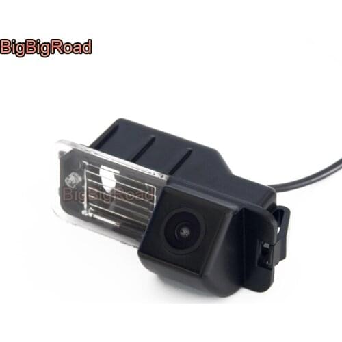 BigBigRoad Car Rear View Backup Parking Camera For Volkswagen Golf6 Bora / Polo / Passat B7 Phaeton Night Vision Waterproof
