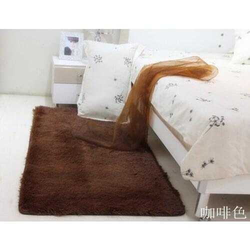 Bruge living room coffee table bedroom carpet bed blankets