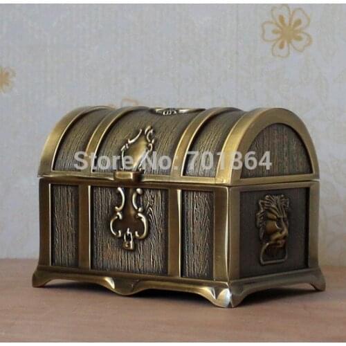 Mid Size Vintage Bronze Color Pirates of the Caribbean Treasure Box Chest Fashion Metal Jewelry Case Trinket Alloy Gift Box