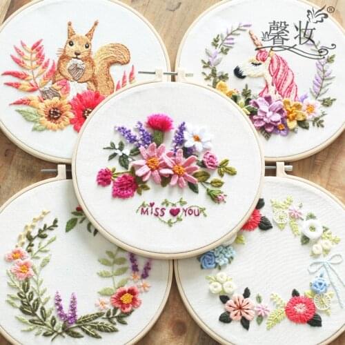 3D Embroidery kit with Hoop, 20cm, Flowers Squirrel, DIY Needlework Cross stitch Sewing Decorations Painting For Home