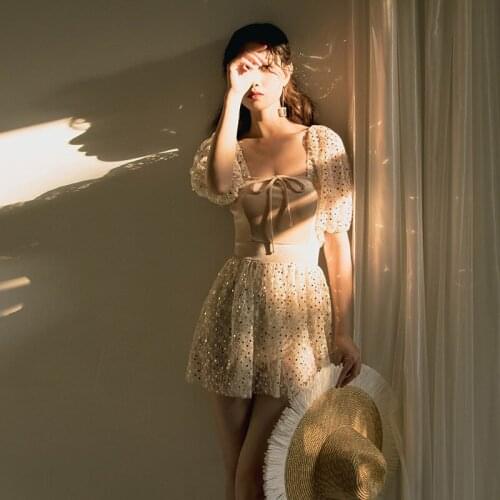 2021 New Female Halter Swimsuit Sexy Lace Up Bathsuit Push Up Padded Swimwear Korea Style Swimdress One Piece Beachwear