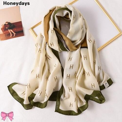 European Style Women Letter Print Cotton and Linen Scarf High Quality Seaside Sunscreen Shawl Beach Towel Lady Warm Neckerchief