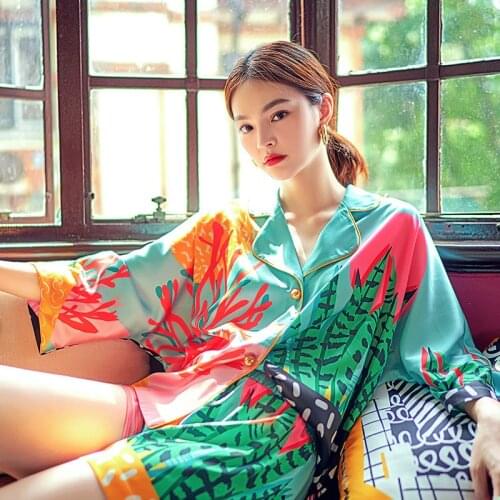 New Summer Women Pajama Set Hand Drawn Art Tropical Plants Pyjama Set Silk Like Nightwear Shorts Home Wear Clothes Sleepwear