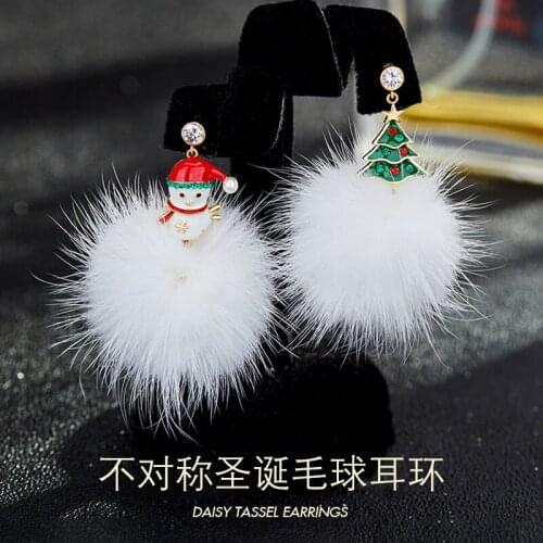 Needle Drop Oil Studded Christmas Tree Snowman Hair Ball Earrings Asymmetric Retro Fashion New Year Earrings