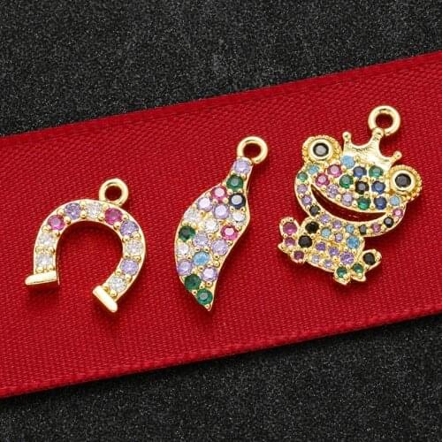 ZHUKOU Cute funny frog crystal brass pendant for women necklace earrings jewelry accessories Making findings model: VD530